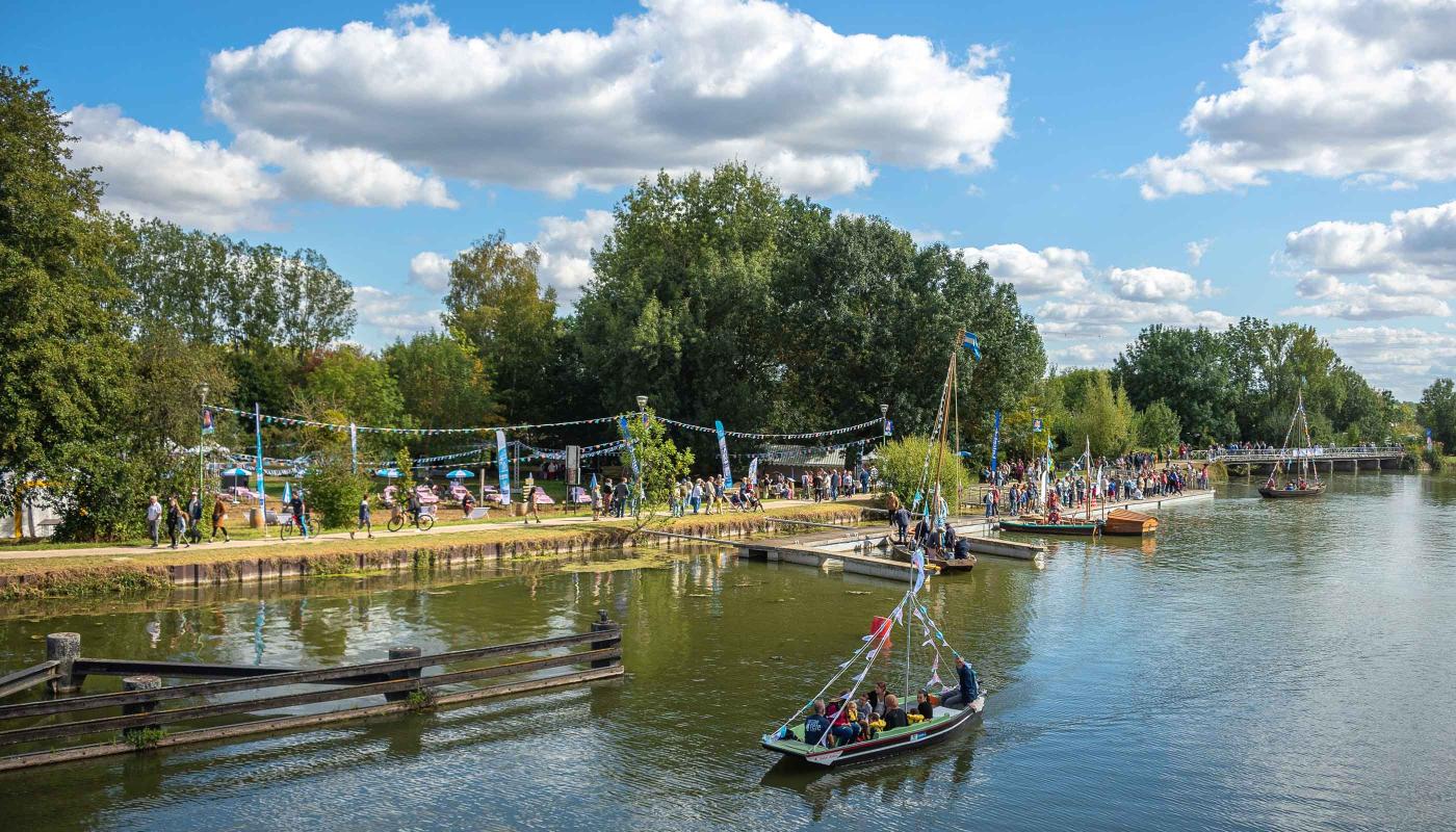 Bateaux sur la Loire lors d'Escale en Fête à Combleux